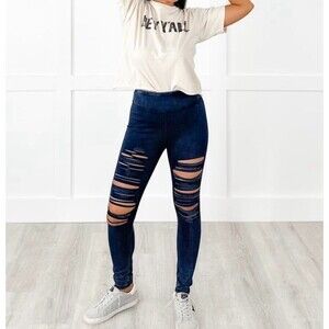 Jean jeggings womens size small fits 2-6 stretchy pants NEW distressed laser cut
